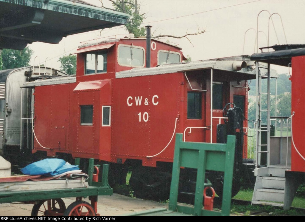 Charleston & Western Carolina Caboose #10